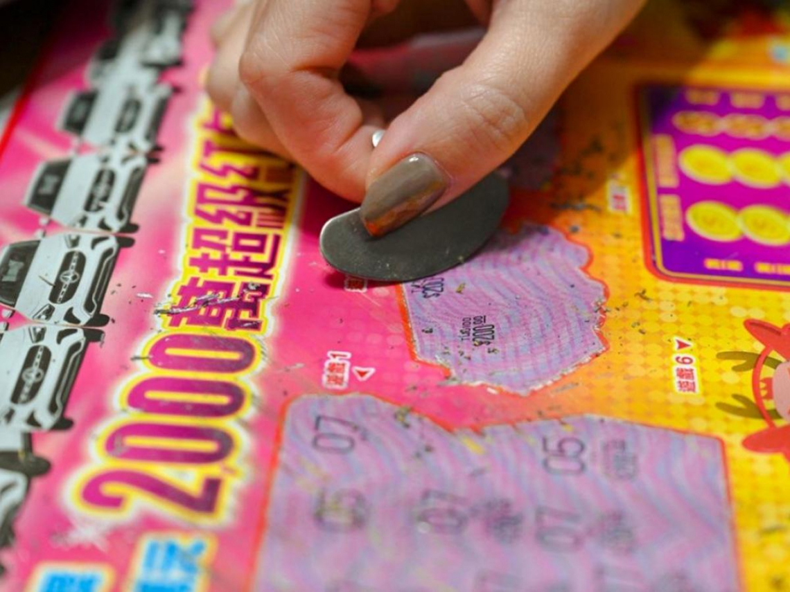威力彩14億太難中？台彩2款最新刮刮樂來了！「頭獎200萬」中獎機率多高？一次盤點36款熱賣款