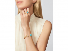 Perlée 金珠的光影樂章 — 梵克雅寶演繹經典與色彩的新生篇章