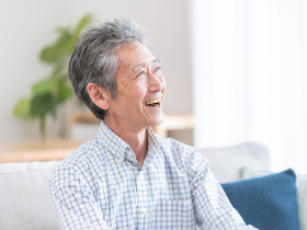 79歲明明依然老當益壯，卻罹漸進性的血液癌症！ 掌握多發性骨髓瘤4大症狀早治療