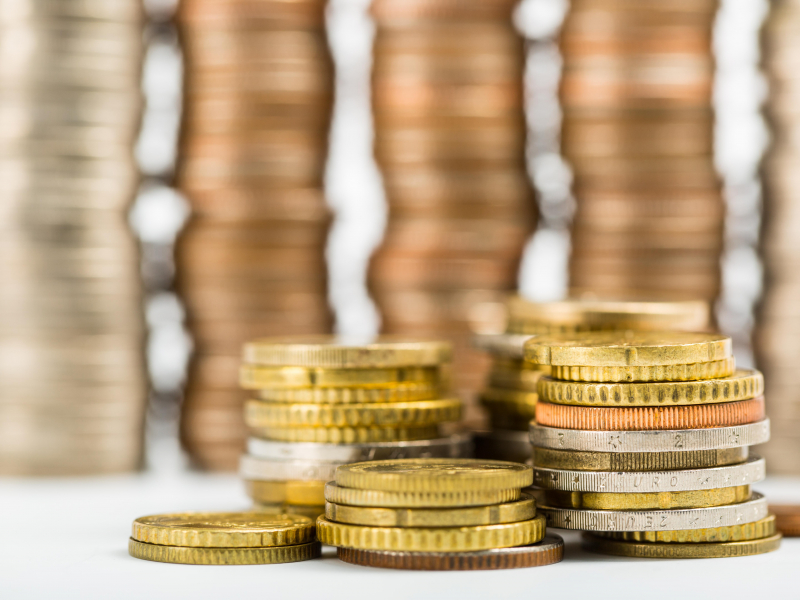 高關稅談判紓解美國債務壓力，台灣也被點名！當「川普亂流」成為「製造業回流」，可逐步回補美元資產