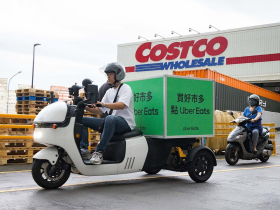好市多攜手Uber Eats，非會員也買得到烤雞、氣炸鍋！看懂量販巨頭外送「超偏心價格」盤算