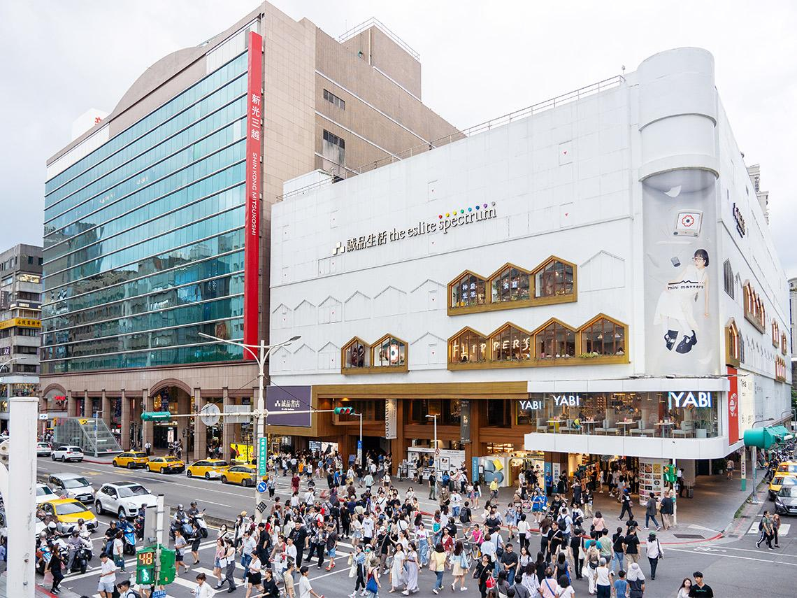 整體營收僅年增1.5％，未來5年全台憑什麼再開43家？ 百貨開不停的祕密