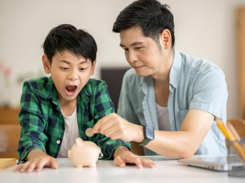 斷捨離也能變有錢？兒子亂買12件T恤「躺衣櫃345天」教訓...企業高管爸：成功人士用「小事」打造致富格局