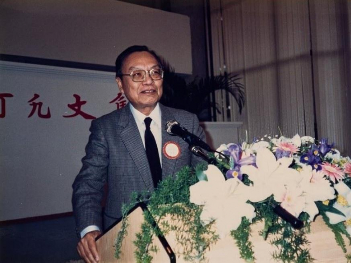 資深媒體人、作家彭歌辭世，享嵩壽100歲！任教政大師大台大，培育無數新聞文學人才