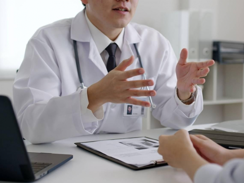 「我爸、我弟都洗腎，我會是下一個？」藥師一席話，救回他半放棄的人生！預防老後臥床，「3代人」救贖指南