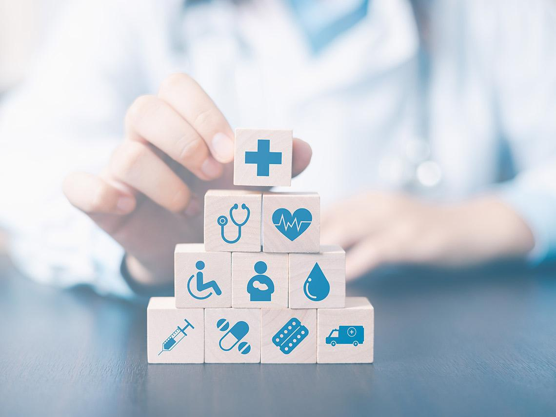 醫療險＋意外險＋重大傷病險  打造基礎防護網 減輕罹病負擔  醫療險規畫有眉角