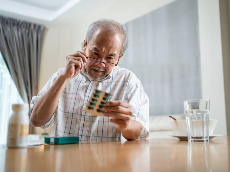 60歲水果攤販糖尿病拖9年，明明有吃藥，為何腎功能剩一半？只做1件事，3個月逆轉失明洗腎危機