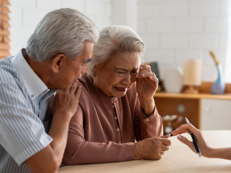 後悔贊助兒子500萬頭期款「把父母當仇人」！律師揭父母資助子女買房前，該想清楚的「6個殘酷真相」