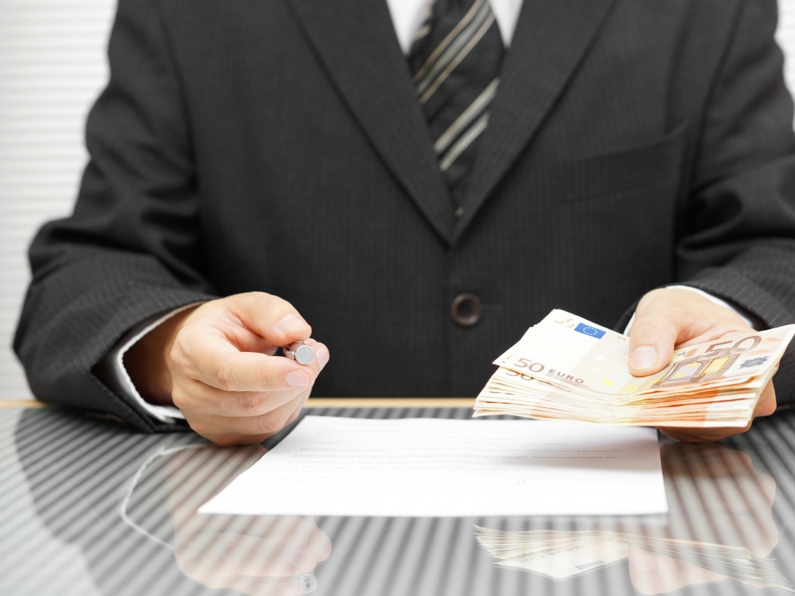 遠距工作了1個月竟是求職詐騙，公司突要求拿數十萬「認股」 錄取知名創投攏是假！人力銀行曝求職詐騙4警訊