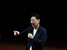 726罷免倒數》趙少康宣布取消東非看動物大遷徙行，將投不同意票　下午罷免說明會徐巧芯對決曹興誠…  全台罷前黃金週活動一次看！