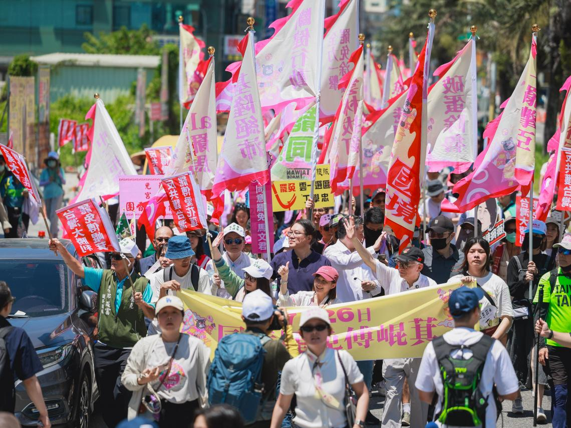 大罷免是罷免誰？最美台大教授陳縕儂、放棄微軟千萬年薪回台：誰傷害台灣非常明顯！還有哪些名人挺罷