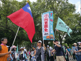 大罷免「百工百業」社群力挺，羅大佑唱反調、曹興誠拿總票數：沒選輸翻桌這種事！還有哪些人挺罷