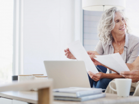 只靠被動收入就能退休？ 運用「槓鈴策略」快速累積第一桶金才是關鍵！