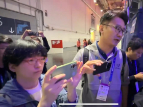 影／世大運跆拳道奪銀「賀電」，中國隊推擠蠻搶：你們寫中華台北嗎？連老外都看不下去，挑釁過程全曝光