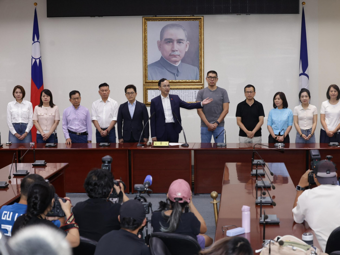藍營大罷免過關，朱立倫傳交棒不再連任黨主席？現身喊別再內耗：經過這戰後立委都知道「莫忘初衷」