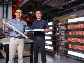 台灣LED戶外看板攻下紐時廣場、世博會、南港LaLaport 星亞靠軟硬整合，突圍中國競爭紅海