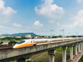 搭高鐵省時？不如省900買0056零股、年賺股息80元！施昇輝：時間還金錢重要？外送費也省下來吧