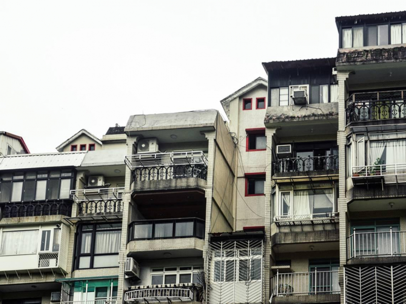 都說少子化，為何中古屋還這麼貴？看懂屋主「打死不退」4個背後原因，台灣房市「不能說的秘密」大公開