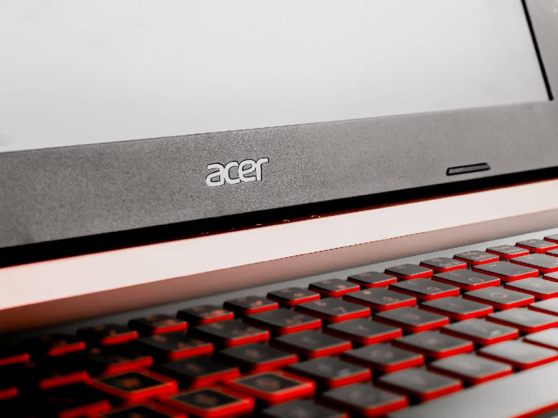 60元買宏碁，一路攤平砍在15元...他從巨型韭菜畢業，翻身年領130萬股息：「越跌越買」只適用兩種情況