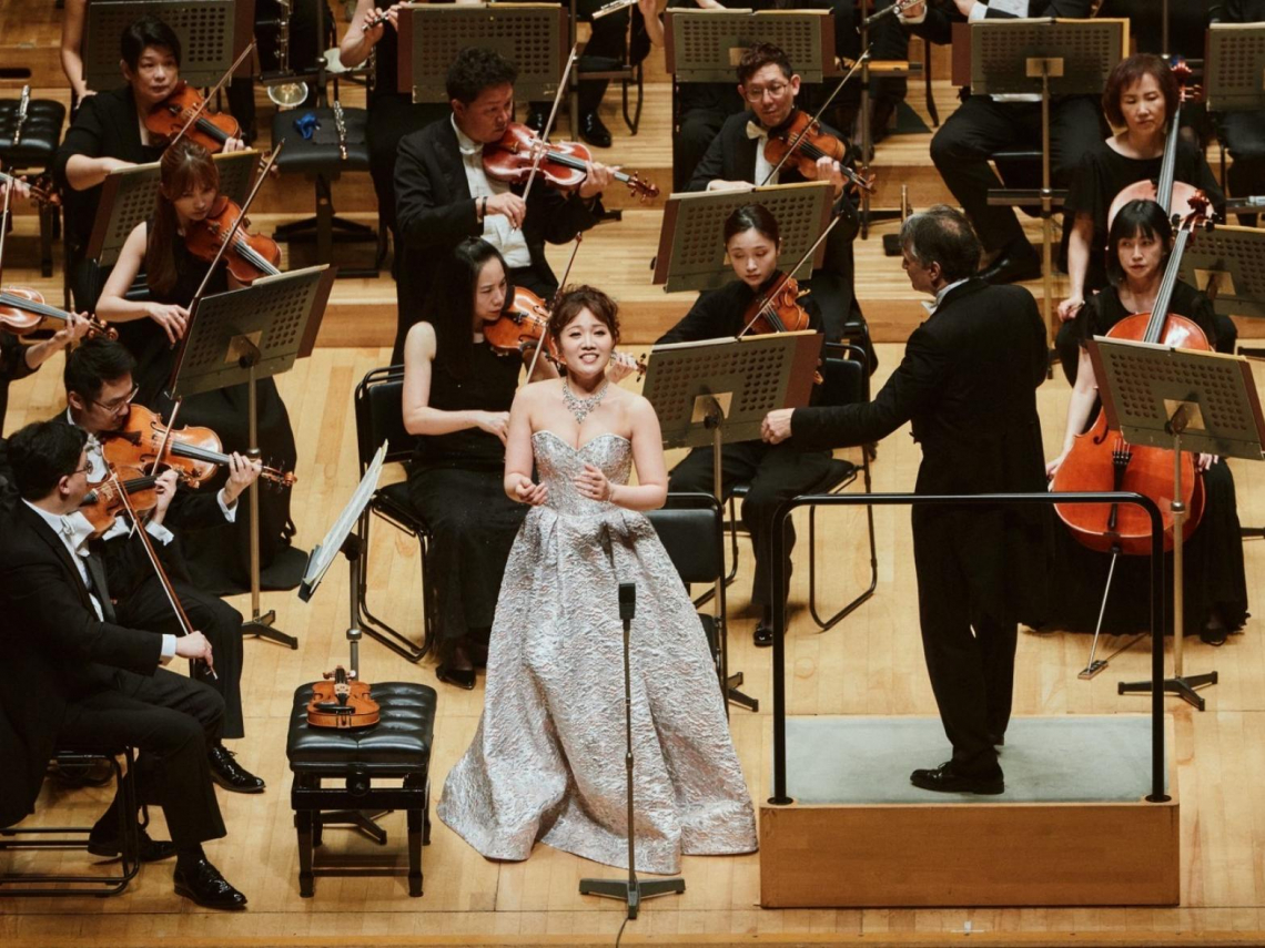 天使之夜的新宿藝術散步