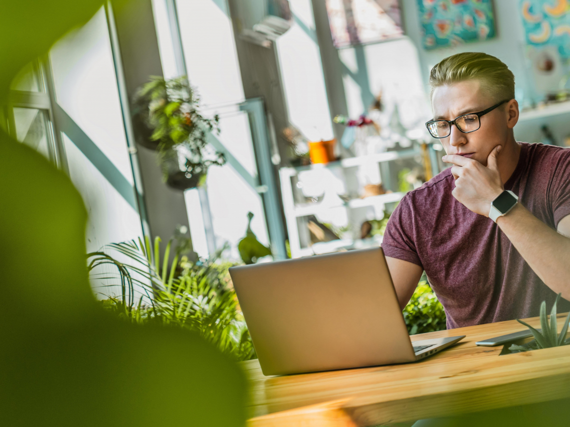 存股助理第676期—毛利率下滑讓人不安，AI PC換機潮遲未現身—群光與群電第2季財報評析