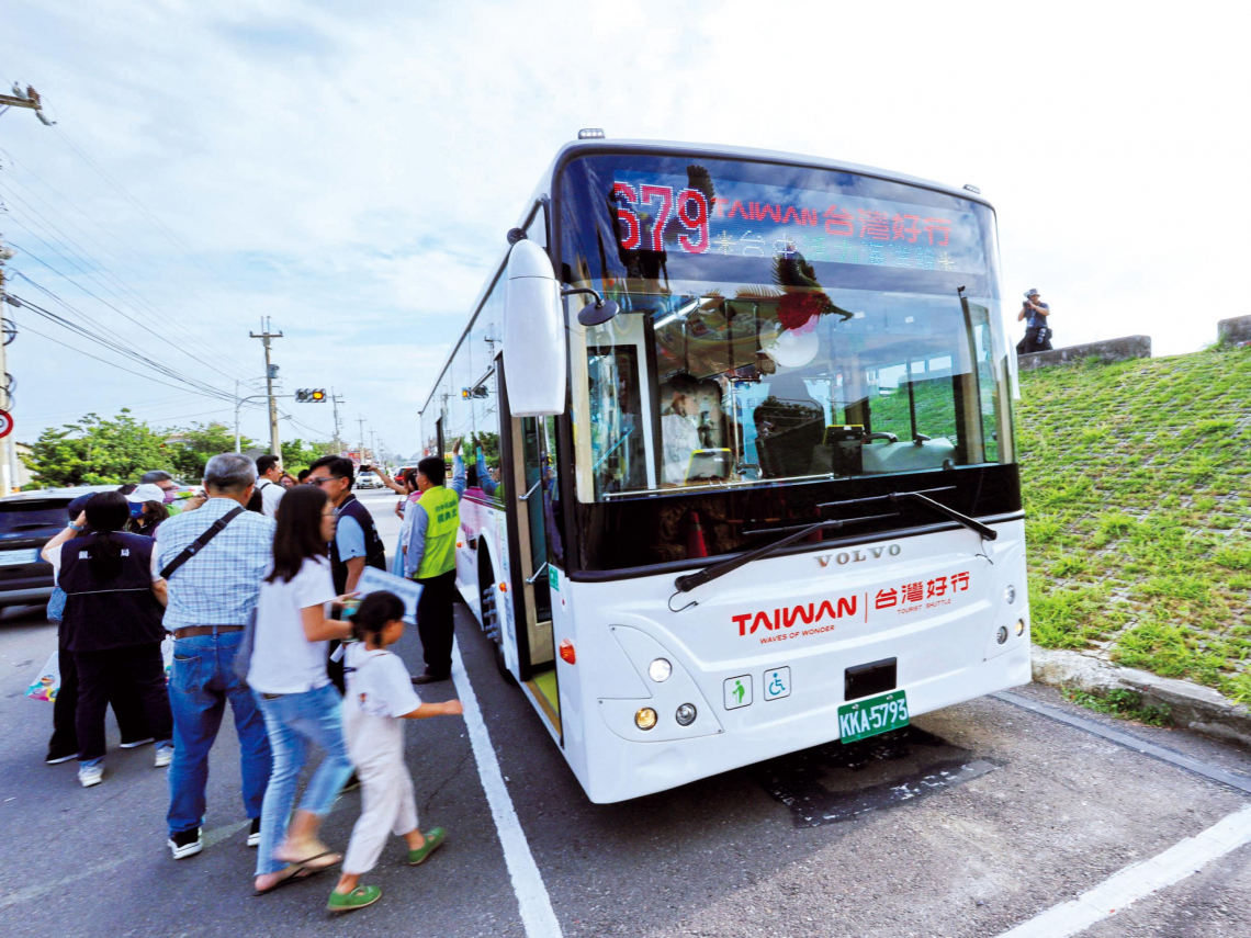從山海祕境玩到城市風景  台中觀光公車全攻略  輕鬆玩透透 