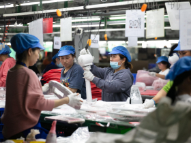 中國強制社保9/1上路，稅率最高逾6成…勞工崩潰：領1萬被扣7500怎麼活？失業率、通縮恐續惡化