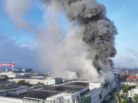 攻超跑、飛天車等高階應用  避開紅海卻難提升產能利用率  台泥火劫  燒出張安平電池事業挑戰