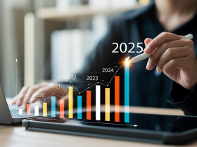 半年報績優生》不畏強台幣  光通訊獲利王、台股EPS王…入列  12檔三率三升股  匯損之下強成長       