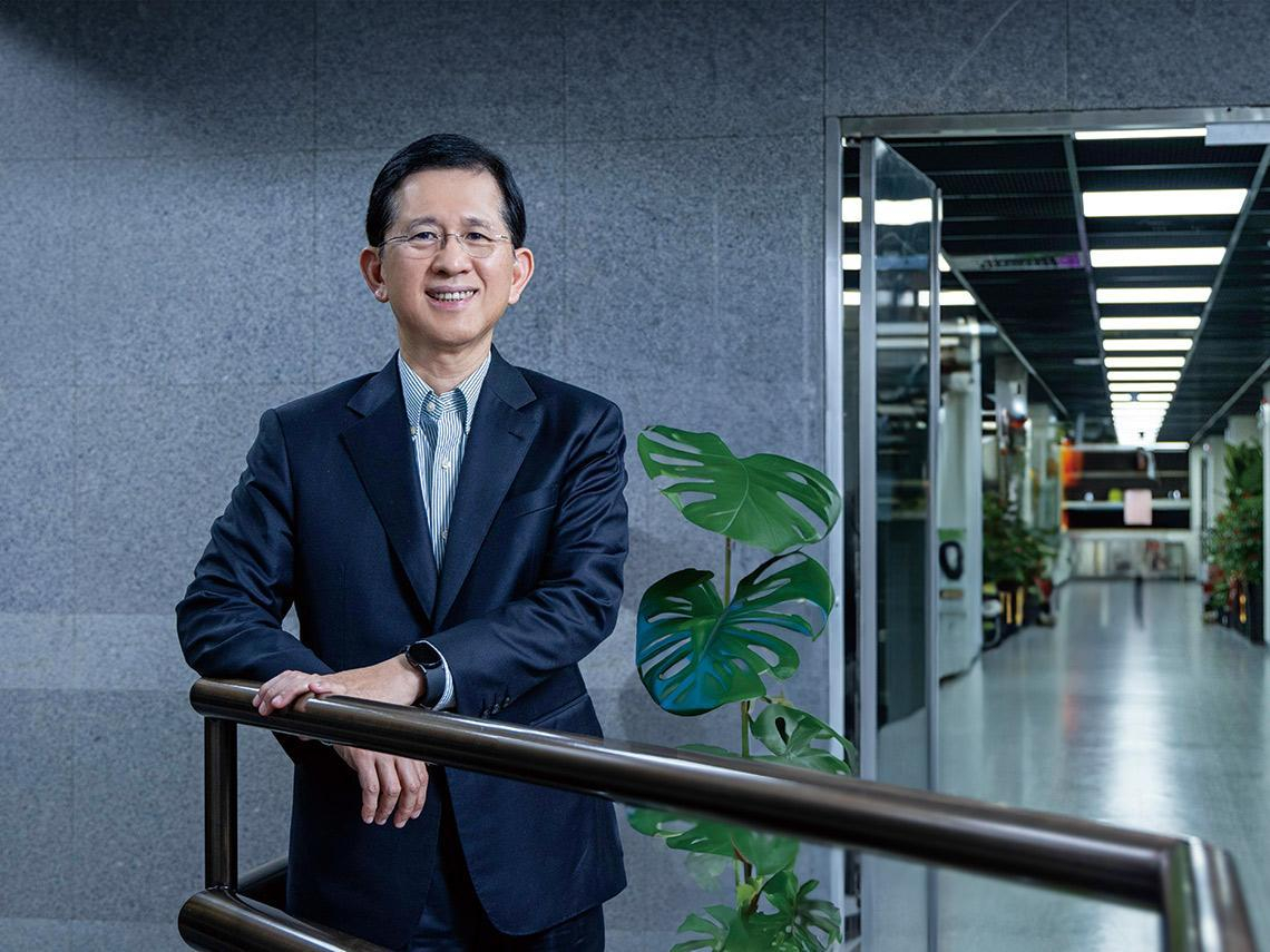 數發部長黃彥男請辭，將回歸中研院投入研究工作