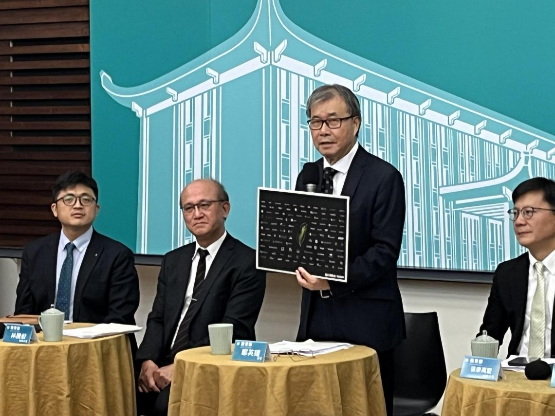 教育部長鄭英耀認「朝小野大、教育政策受政治侵擾」2度請辭！無奈心聲曝光…為何突打消辭意？