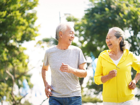 國人平均壽命80.77歲創高！台北最長壽、花東最低…專家推日常5習慣延壽7年，這項CP值超高