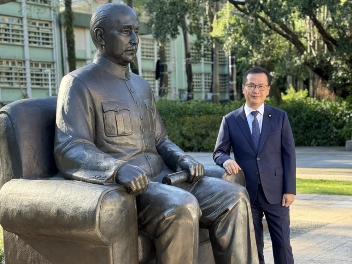 羅智強：世代承擔！我要參選國民黨主席⋯盧秀燕喊出「媽媽留在家中」後，有哪些人都想參戰一次看