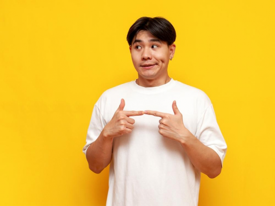 【講錯就超尷尬】那天我叫客戶「脫衣服」：5句講錯很尷尬的英文