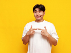 【講錯就超尷尬】那天我叫客戶「脫衣服」：5句講錯很尷尬的英文