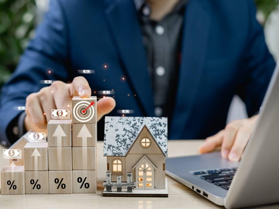 他56歲提早退休、每年200萬被動收入！沒本錢也能當包租公，上班族「投資房地產2秘訣」無痛躺賺一輩子