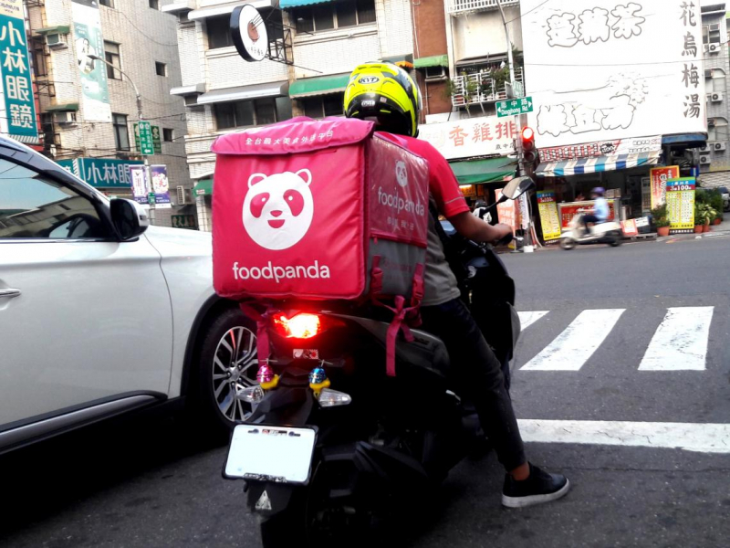 50歲存款才200萬怎麼退休？股魚曝「年賺8％的中年致富公式」：利用勞保一次領這樣做，65歲滾出1600萬