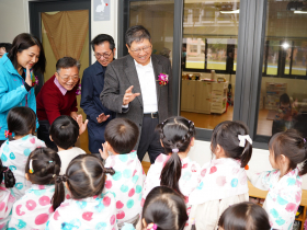 新竹縣破解科技家庭的教養難題與焦慮 會照顧孩子的城市，才有未來