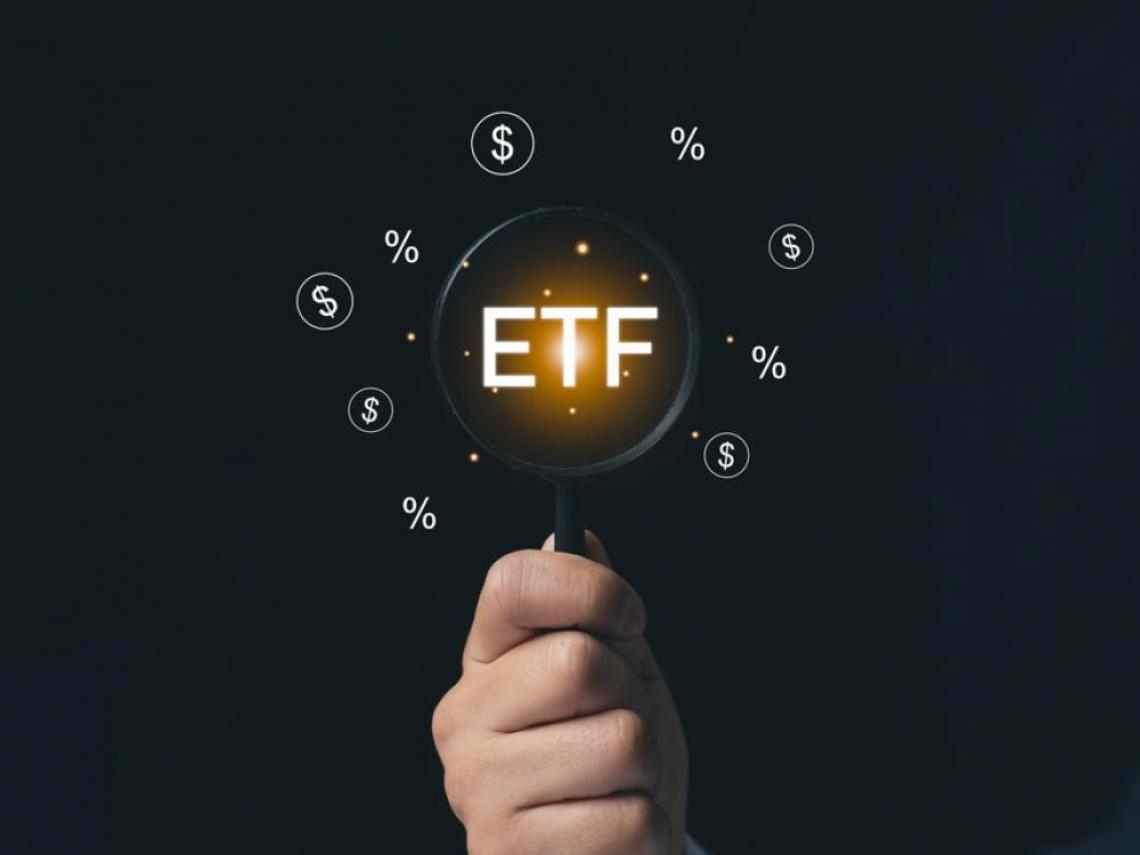 不是00878、0056…這檔ETF報酬大勝0050，該不該上車？施昇輝：先問自己這件事