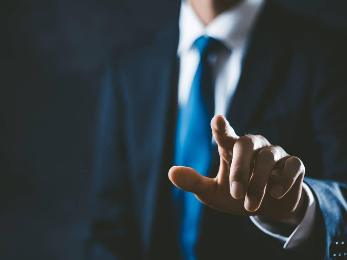 厭倦賣肝換薪水？他線上開課3天賣破億元！每天加班到深夜，有房有錢卻沒時間陪家人，如何翻轉人生？