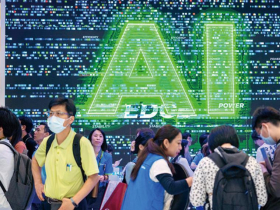 最神AI特工隊系列3—善用AI的白領就不會被取代！IBM台港澳採購長：幾分鐘生成報表，問答之間即完工