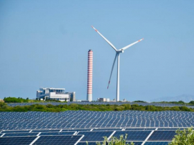 工總2025白皮書提四大當務之急！喊話碳費緩徵2年、重啟核電，環境部強調碳費如期上路