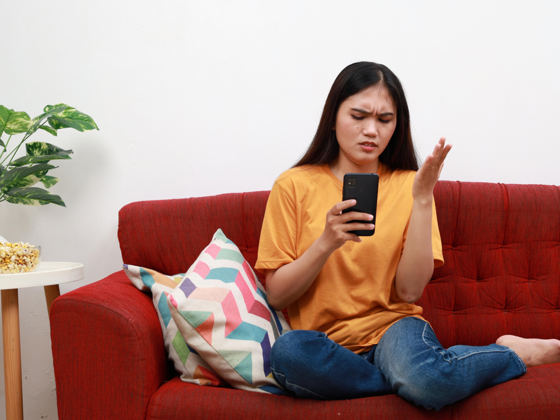 「普發一萬」還沒開始，他已先被騙130萬…抖音教學文都別相信！詐團靠熱門關鍵字騙走73億