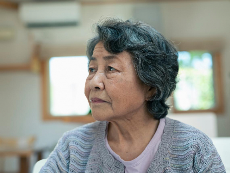 遺產一毛錢都不想給女兒，該怎麼做？80歲老母泣訴：結婚時包10幾萬紅包、打整套黃金首飾卻「無情斷聯10年」