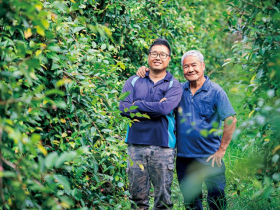 65歲少年家系列3一這班大一新生平均年齡55歲，銀髮學習場域樹立，自主選擇生活樣貌
