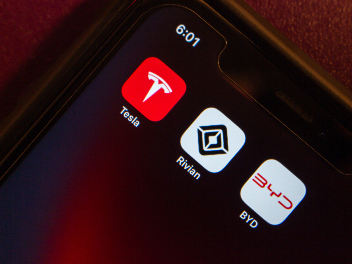 電動車涼了？新創品牌裁員1.5％人力，特斯拉、中資Polestar也「很艱難」…越南車廠嘆：非常難賺錢