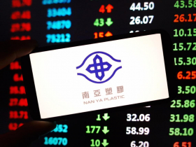 南亞(1303)、台玻(1802)創60年一遇歷史天量，還能買？杜金龍親授「右下角起漲股」甜蜜買點一次看