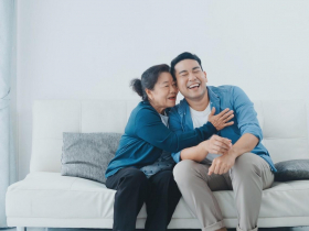 獨子酒後暴走，媳婦報警卻被婆婆責怪「家醜外揚」…劉黎兒：盲目縱容才是傷害兒子人生