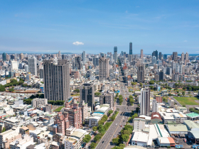 換屋期限放寬到18個月，房市會得救？從98度熱鍋換到80度熱水…他揭真實情況：燙久仍會升天