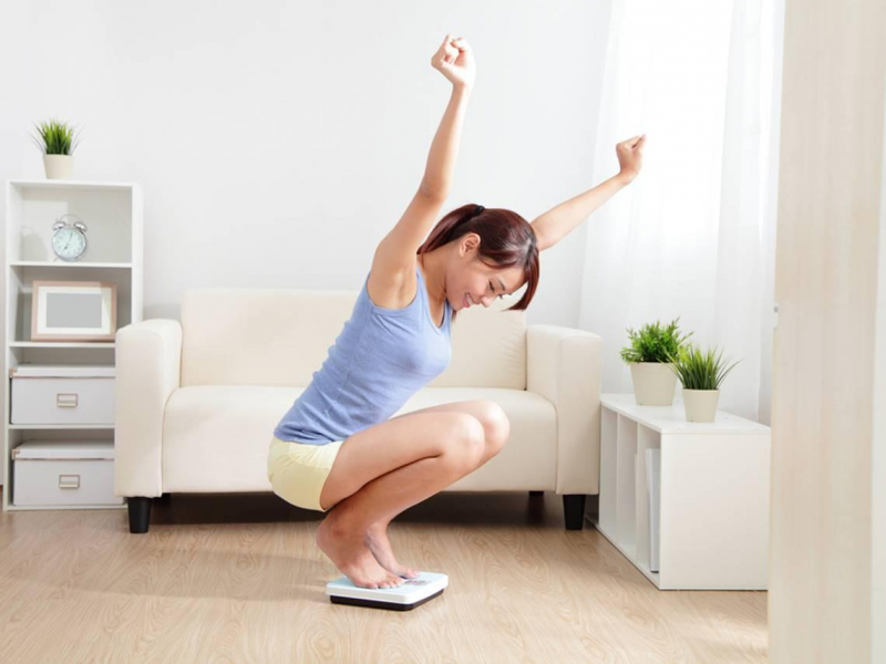 吃很少卻瘦不下來？她40歲後暴肥，穿XL衣都緊繃...「超商111飲食法」半年瘦7kg、體脂降8%，三餐菜單公開